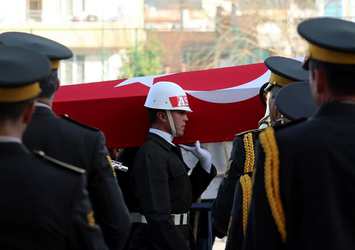 Diyarbakır'ın Sur ilçesinde 1 asker şehit oldu