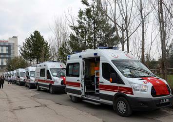 Diyarbakır'a 1'i zırhlı 11 ambulans gönderildi