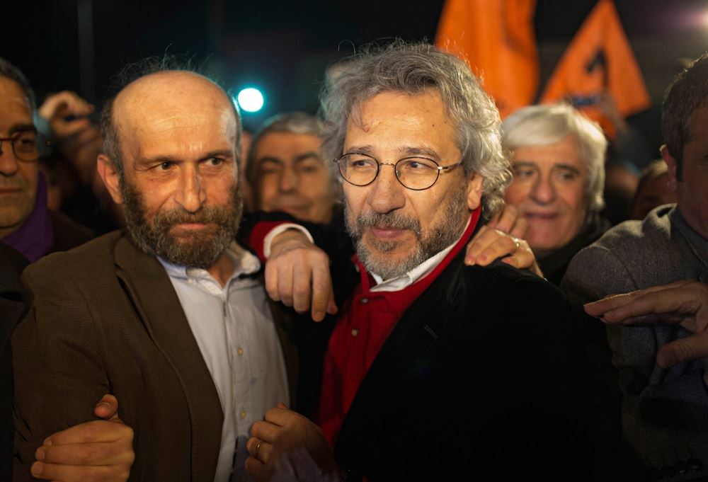 Külliye'den Dündar ve Gül'ün tahliyesine yorum - 1