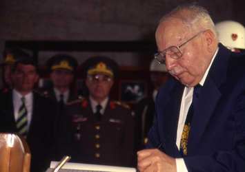 'Erbakan'ın evi polis ve jandarmayla kuşatıldı'