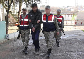Şanlıurfa'da yakalanan PYD/YPG'li 2 keskin nişancı tutuklandı