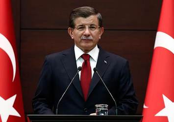 Başbakan Davutoğlu Erbakan'ı vefatının 5. yılında andı