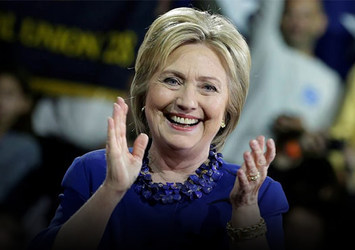 'Süper Salı'da zafer Clinton ve Trump'ın