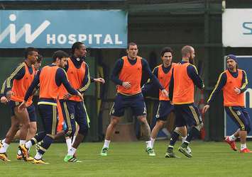 Aziz Yıldırım'dan futbolculara büyük sürpriz