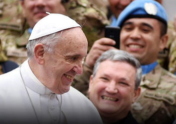 Papa Franciscus: Avrupa Arap istilası altında