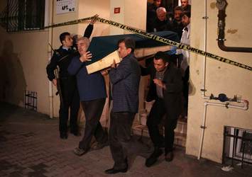 İkiz çocuklarını öldüren baba ölü bulundu