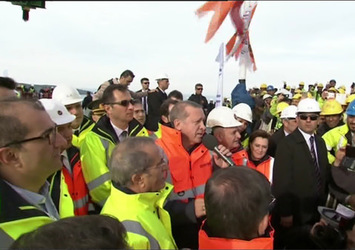 Cumhurbaşkanı'ndan işçilere ikramiye sürprizi