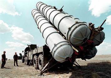 Rusya'dan İran'a S-300 darbesi