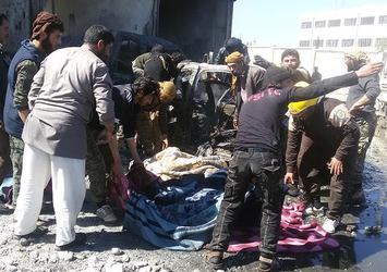 Suriye savaş uçakları İdlib'te sivilleri bombaladı: 15 ölü, 40 yaralı