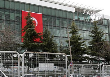 Zaman'ı soydular