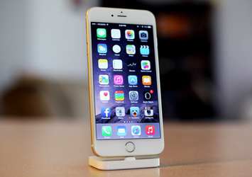iPhone için bebeğini sattı