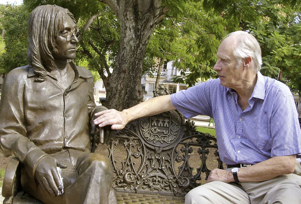 The Beatles'in yapımcısı Sir George Martin öldü - 1
