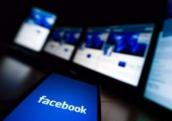 Facebook hatası zengin etti