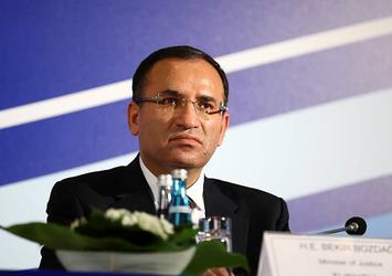 Bozdağ: Anayasa Mahkemesi'nin kararı bal gibi delil incelemesidir