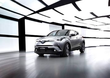 Toyota'nın yeni modeli C-HR tanıtıldı