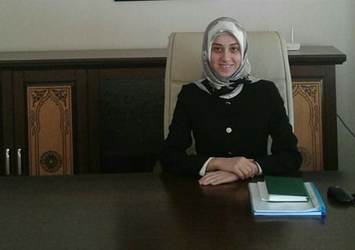 İlk başörtülü kaymakam göreve başladı