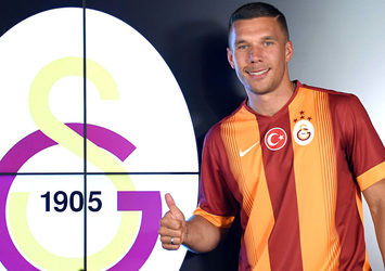 Podolski'ye Toronto kancası