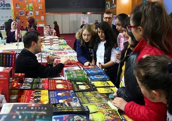 CNR Fuarı'nda öğrencilerin tercih ettiği ilk üç kitap