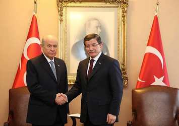 Davutoğlu ile Bahçeli arasında sürpriz görüşme