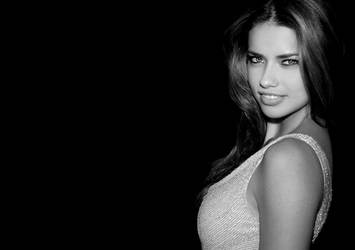 Adriana Lima'dan Ankara mesajı