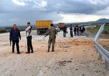 Hatay'da askeri aracın geçişi sırasında patlama