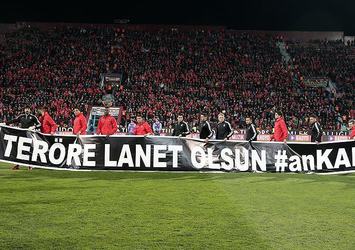 Derbi maçta teröre tepki