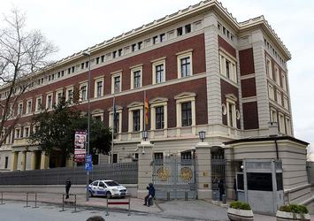 Almanya'nın İstanbul Başkonsolosluğu ve Özel Alman Lisesi bugün kapalı