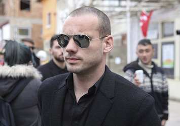 Sneijder'den ayrılık sinyali