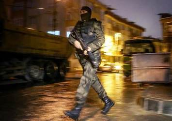 Van'da bin polisle PKK operasyonu