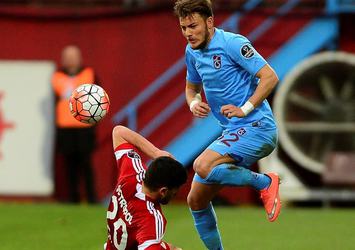 Trabzonspor, Sivasspor'u ateş hattına attı