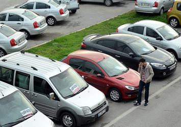 "İkinci el"de 15-25 bin liralık otomobiller yok satıyor