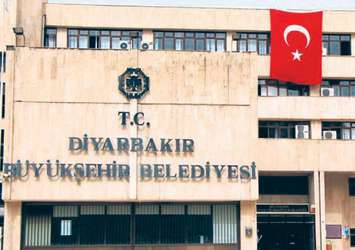 Terör destekçisi belediyeye kayyum