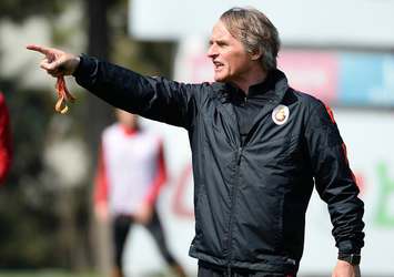 Galatasaray'a Van Gaal taktiği