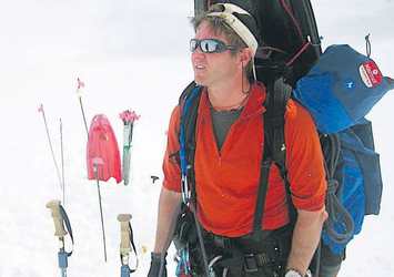 Tek akciğerle Everest'in zirvesine çıktı!