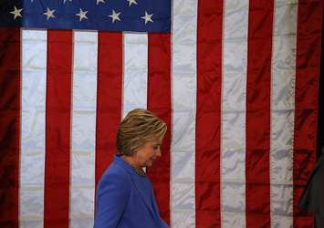 Hillary Clinton iki eyalette hezimete uğradı