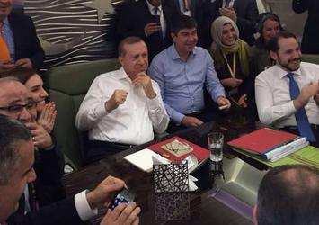 Erdoğan, Avusturya-Türkiye maçını uçakta izledi