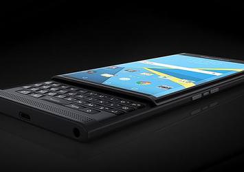 BlackBerry’den iki yeni akıllı telefon geliyor