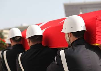 Yüksekova'da 1 polis şehit