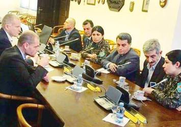 AB ülkesinde skandal! Terör örgütü YPG, Prag’ta resmi temsilcilik açtı
