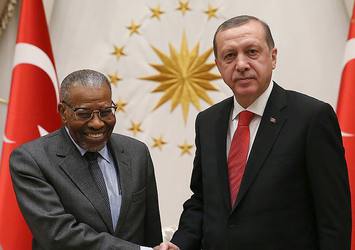 Cumhurbaşkanı Erdoğan el-Medeni'yi kabul etti