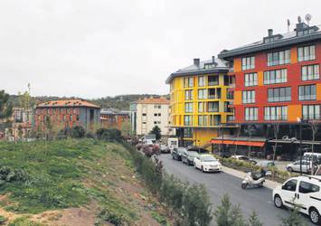 Cami yanına barlar sokağı