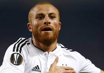 Gökhan Töre'den F.Bahçe'ye gönderme