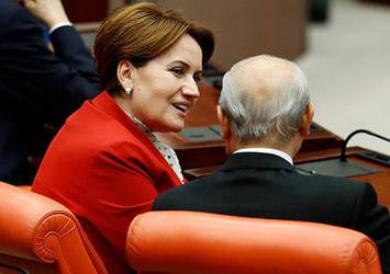 MHP'ye kayyum kararı paralel oyun mu?