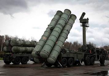 Rusya, İran'a ilk S-300'leri gönderdi
