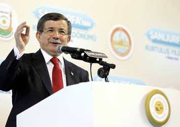 Başbakan Davutoğlu: Kimlik bilgileri CHP İzmir teşkilatından sızdı
