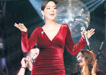 Ebru Gündeş’in bir kardeşi olduğu ortaya çıktı