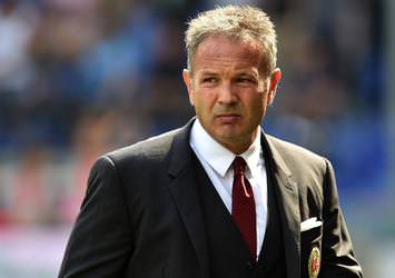 Milan'da Mihajlovic'in görevine son verildi