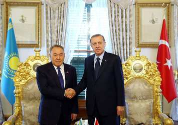 Cunhurbaşkanı Erdoğan, Nursultan Nazarbayev ile görüştü