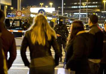 Hollanda'da esrarengiz alarm