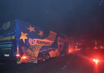 Fenerbahçe taraftarlarından istifa sesleri